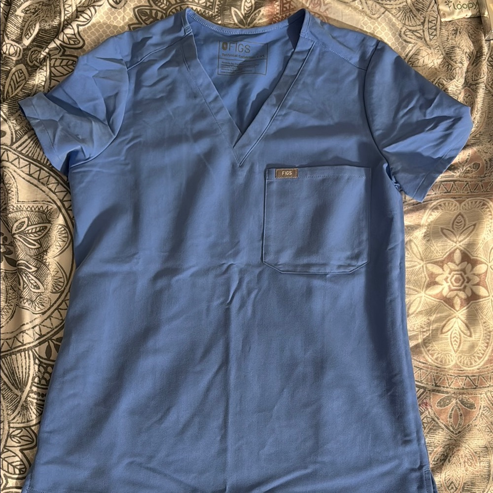 FIGS One-Pocket Scrub Top